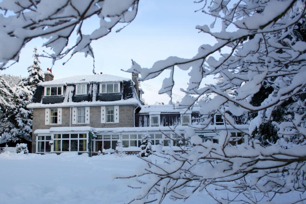 Glen Lui Hotel Балатър Екстериор снимка